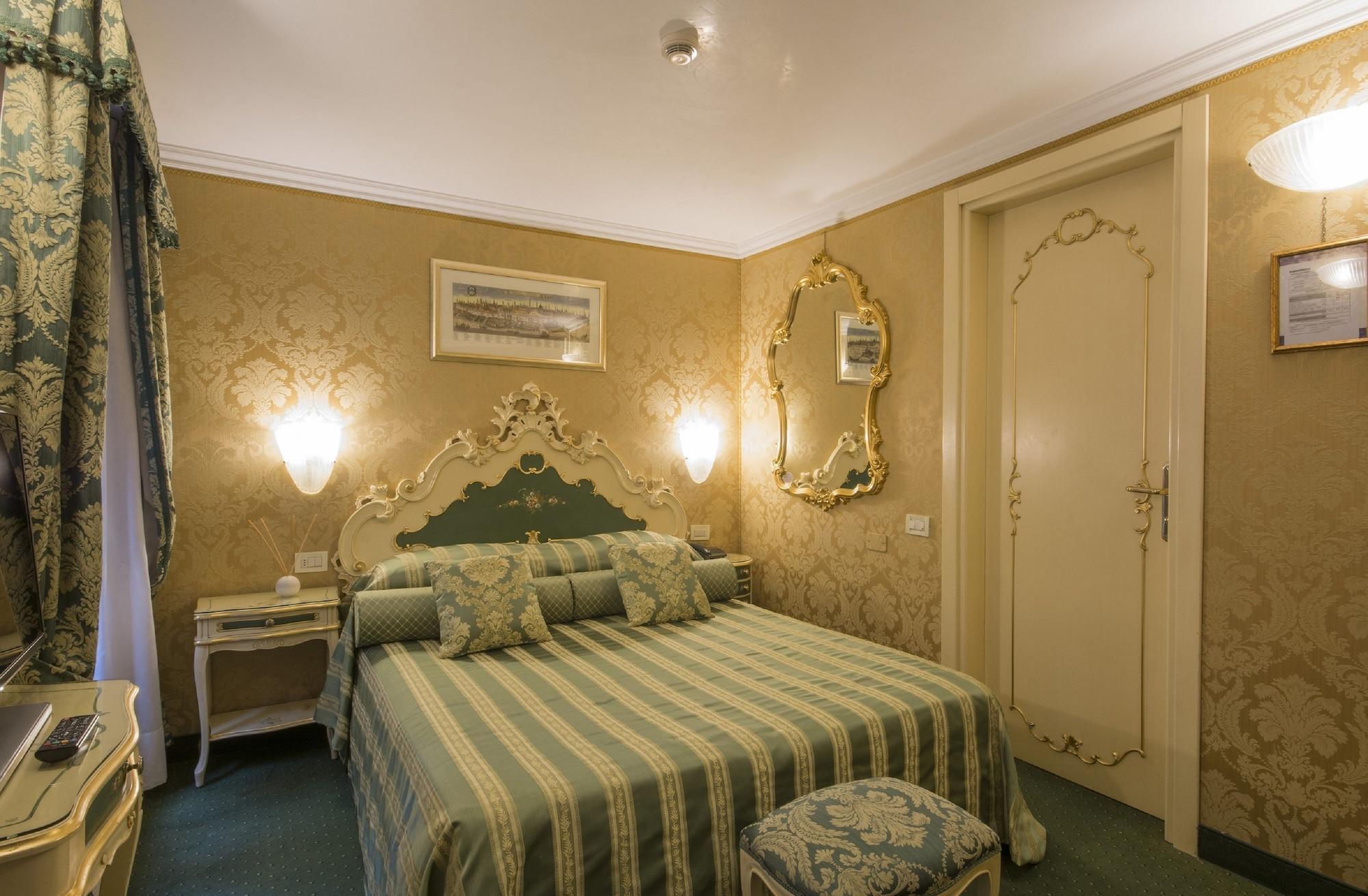 Hotel Becher Venice Exterior photo