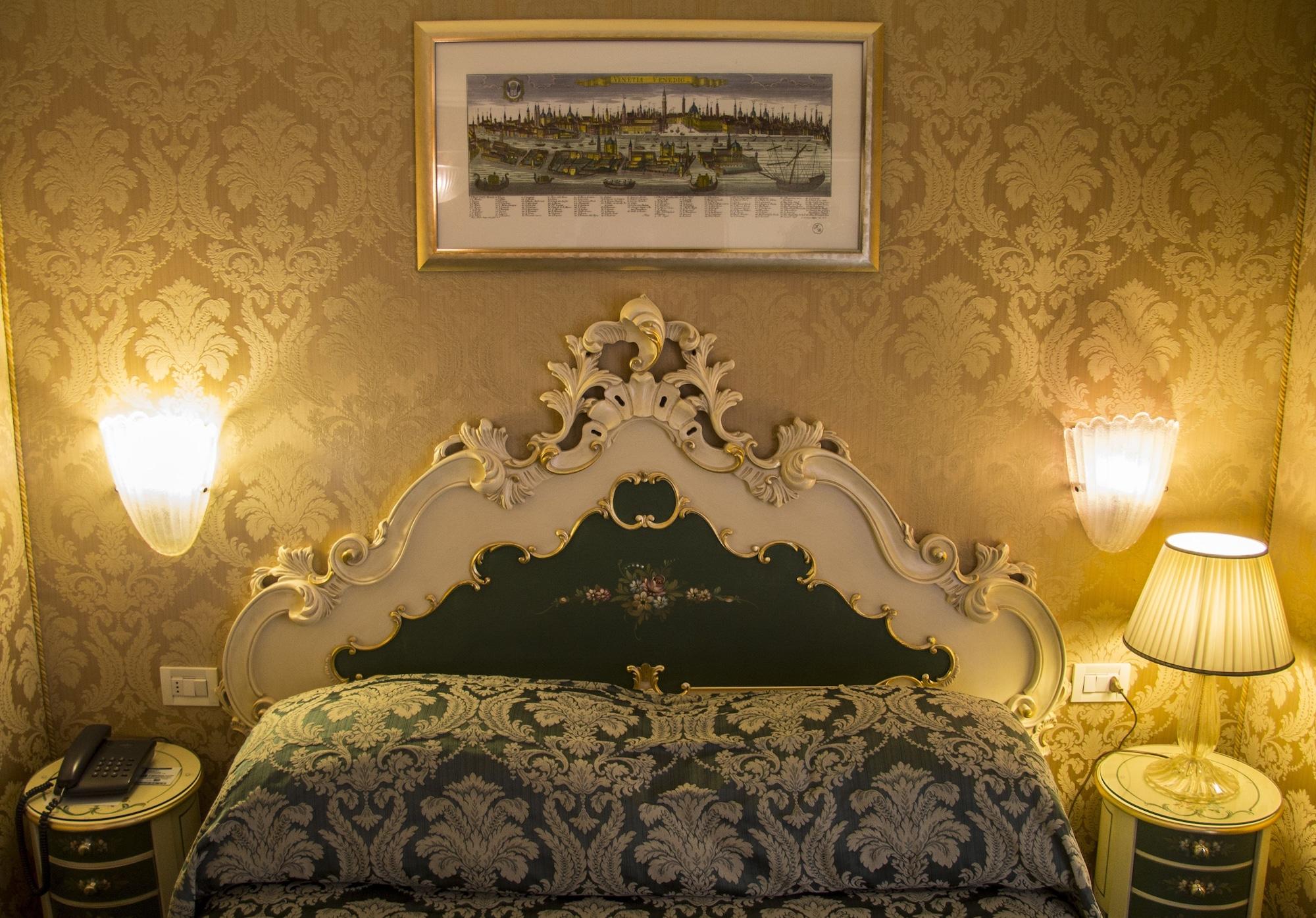 Hotel Becher Venice Exterior photo