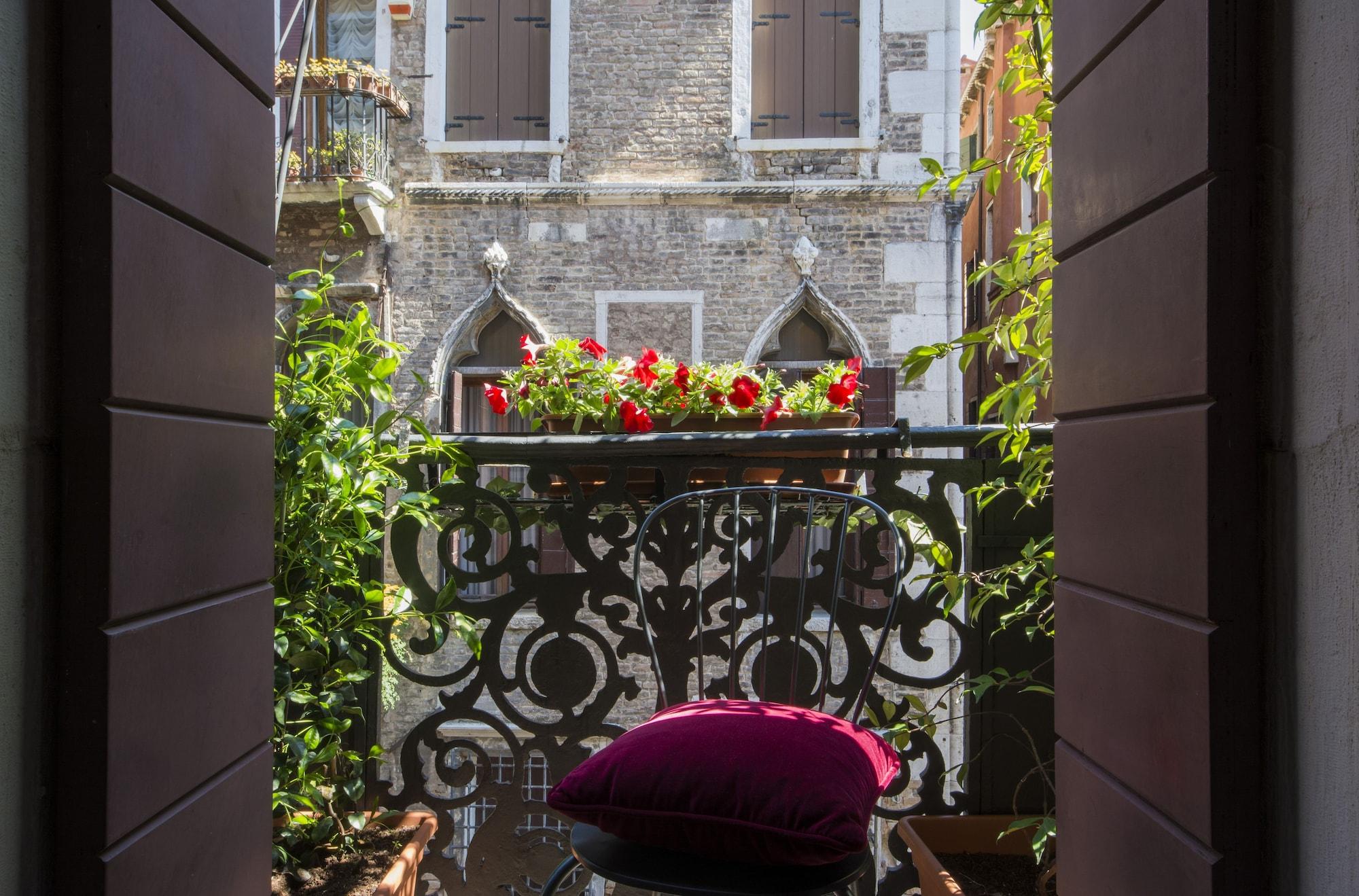 Hotel Becher Venice Exterior photo