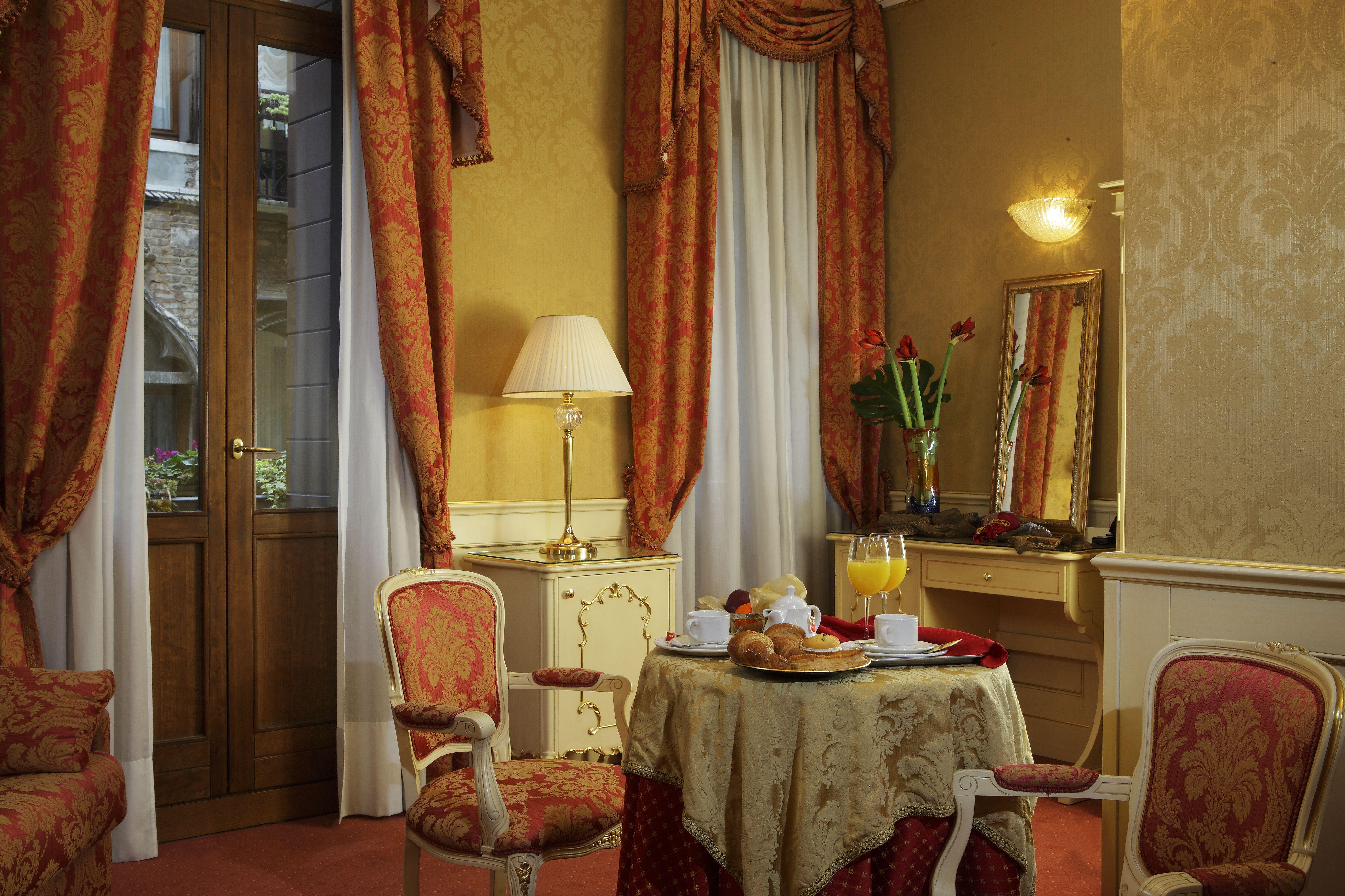 Hotel Becher Venice Room photo